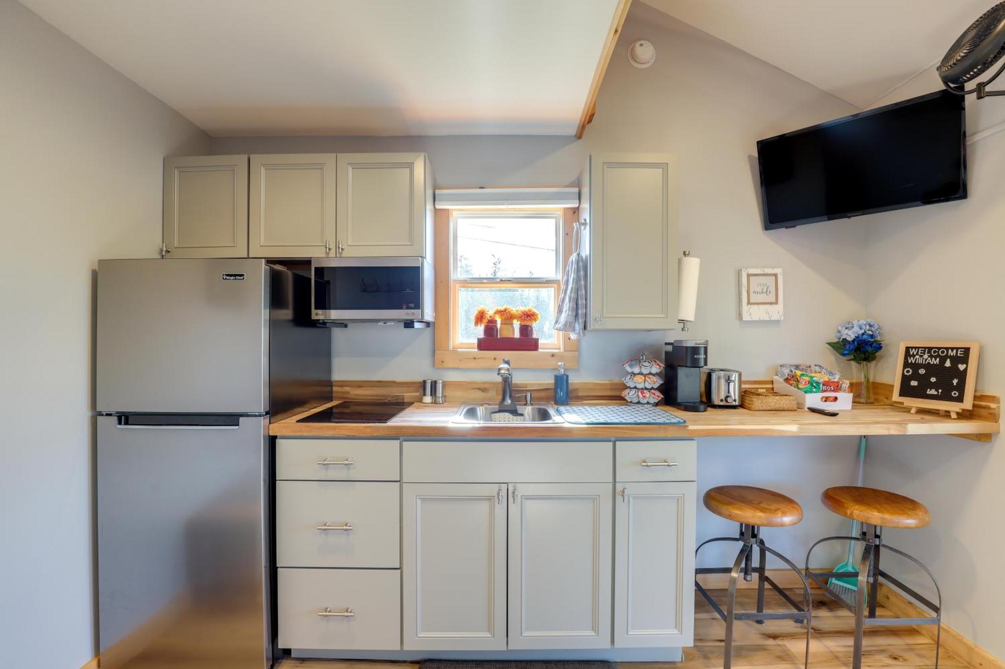 Marshall Studio With Loft, Hot Tub And Views! Extérieur photo