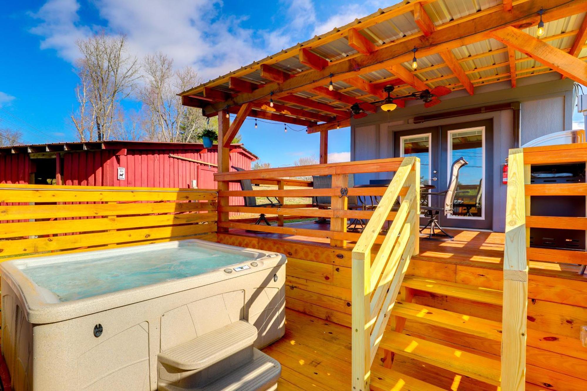 Marshall Studio With Loft, Hot Tub And Views! Extérieur photo