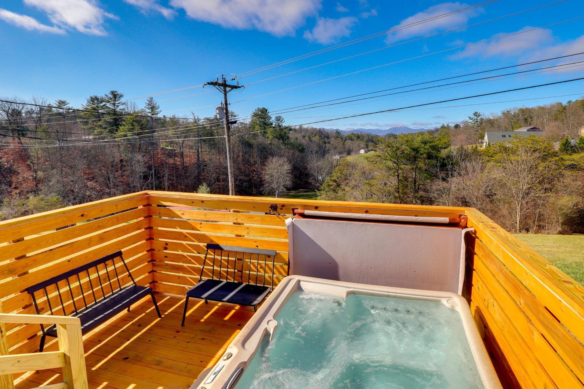 Marshall Studio With Loft, Hot Tub And Views! Extérieur photo
